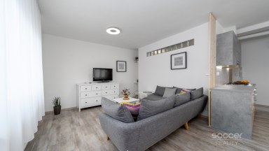 Atraktivní byt po rekonstrukci ve vyhledávané lokalitě.