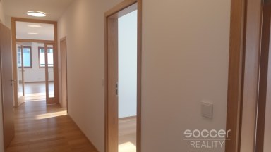 Pronájem krásného bytu 4+kk/B/S/PS, 140m2, Praha 6 - Vokovice, Skotská