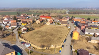 Prodej pozemků o celkové výměře 4625 m2, Zálezlice.