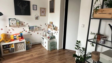 Pronájem bytu 4+1, 85 m2, cihla, Praha 8 - Libeň.