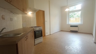 Pronájem bytu 2+kk, 42 m², Praha 8 – Kobylisy, ul. Čimická.