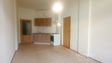 Pronájem bytu 2+kk, 42 m², Praha 8 – Kobylisy, ul. Čimická.