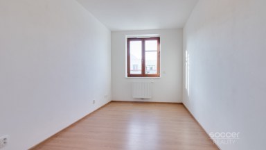Pronájem bytu 2+kk/B, 55 m2, ul. Rychtáře Petříka, Praha 10 – Hostivař.