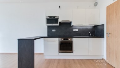 Pronájem bytu 2+kk/B, 55 m2, ul. Rychtáře Petříka, Praha 10 – Hostivař.