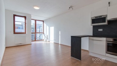 Pronájem bytu 2+kk/B, 55 m2, ul. Rychtáře Petříka, Praha 10 – Hostivař.