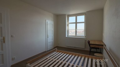 Pronájem bytu 2+kk/B, 57 m2, Praha 4 - Nusle, ulice 5. května.