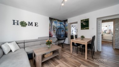 Příjemný byt se zahrádkou v Dobrovici u Mladé Boleslavi.