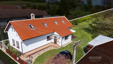 Malebný venkovský dům se zahradou blízko Českého ráje.