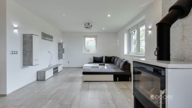 Rodinný dům 4+kk s terasou a zahradou, Kaňk u Kutné Hory.