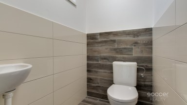 Rodinný dům 4+kk s terasou a zahradou, Kaňk u Kutné Hory.