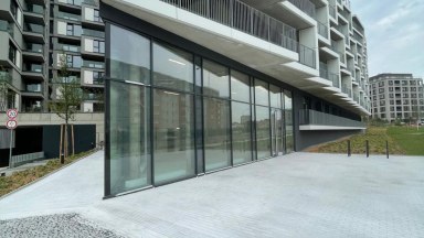 Pronájem bytu 2+kk, 54,1 m2 s terasou 5,7 m2 a sklepem, Praha 10 – Strašnice, ul. Ramonova.