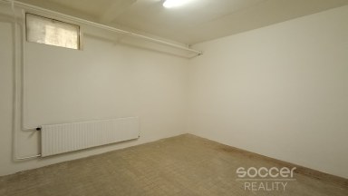 Pronájem skladu, 25 m2, Praha 10 - Dolní Měcholupy, ul. Ke Kablu.