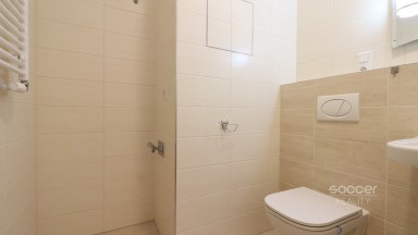Pronájem bytu 1+kk/B/PS, 34 m2, Praha - Čakovice, ul. Bermanova.