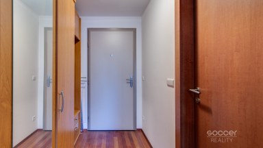 Pronájem bytu 1+kk/balkon, 27+5 m2, ul. Paříkova, Praha 9 – Vysočany. 
