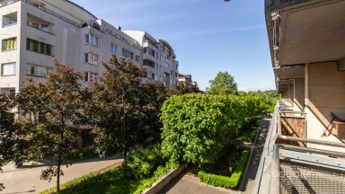 Pronájem bytu 1+kk/balkon, 27+5 m2, ul. Paříkova, Praha 9 – Vysočany. 