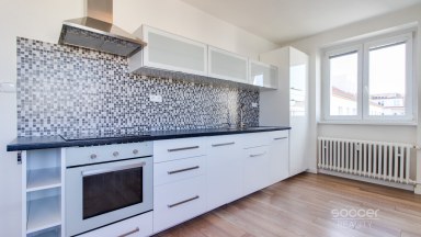 Pronájem bytu 2+1/B, 77 m2, ul. Vršovická, Praha 10 – Vršovice.