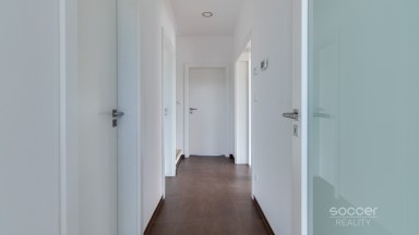 Pronájem domu se zahradou, Praha 20 – Horní Počernice, U Zimoviště