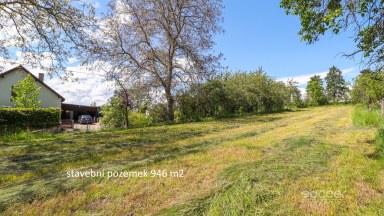 Prodej stavebního pozemku 946 m2, obec Chmelná, okres Benešov