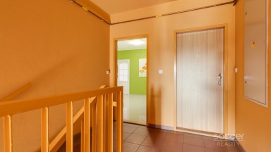 Pronájem bytu 3+kk/B, 94 m2, Praha - východ - Šestajovice.