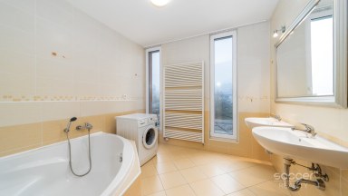 Pronájem bytu 3+kk/L/PS, 130 m2, Praha 5 - Stodůlky, Smíchovská