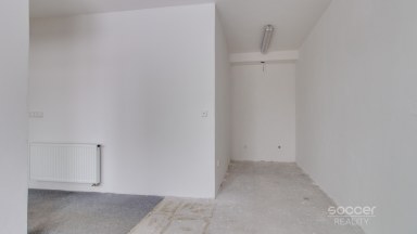 K pronájmu kanceláře/byt 90 m²/zahrada – Praha, Mezihoří, Horní Počernice