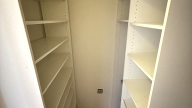 Pronájem  prostorného bytu 3+1, 110 m2 v Praze 3, ulice Nitranská