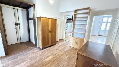 Pronájem  prostorného bytu 3+1, 110 m2 v Praze 3, ulice Nitranská