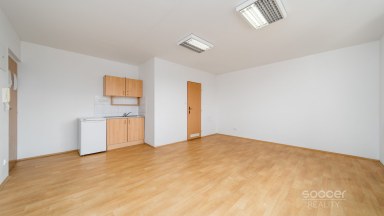 Kancelář (29,93 m²) – Jesenice u Prahy