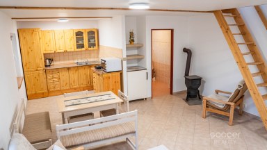 Pronájem rekreační chaty, Suhrovice, 16 km od Mladé Boleslavi.