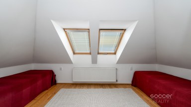 Jedinečný mezonet v rodinném domě v žádané čtvrti Mladé Boleslavi.