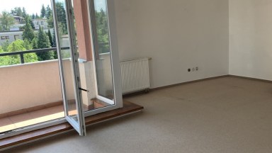 Pronájem bytu 1+kk/B/S, 36 m2, Praha 4 - Krč, ulice Jalodvorská.