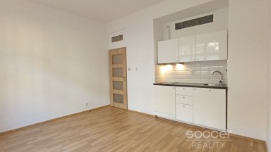 Pronájem bytu 2+kk, 48 m2, Praha 3 - Žižkov, ul. Jeseniova.
