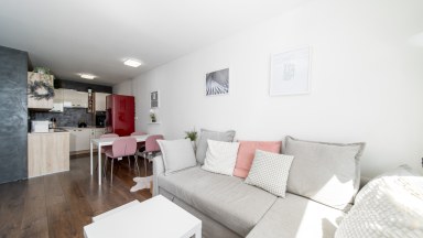 Prodej bytu 2+kk, 42,97 m² se sklepní kójí, ul. Pavlišovská, Praha 20 - Horní Počernice.
