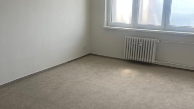 Pronájem bytu, 4+1/L v Praze 10 - Vinohrady, ulice Pod Rapidem.