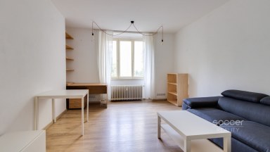 Prodej bytu 2+1, 42 m2, ulice Jeseniova, Praha 3 - Žižkov. 