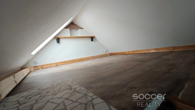 Pronájem bytu 1+1 s terasou, 30 m2, Praha 2 - Vinohrady.