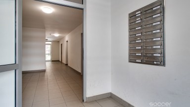 Pronájem bytu 3+1 (77 m²) s lodžií (6 m²) a parkem ve vnitrobloku – ul. Přecechtělova, Praha 13