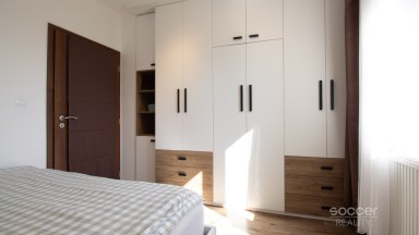 Prodej bytu 4+kk/T, 83 m2 + 8 m2 terasa, Zápy – Praha – východ.