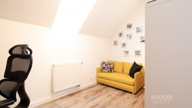 Prodej bytu 4+kk/T, 83 m2 + 8 m2 terasa, Zápy – Praha – východ.