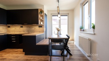 Prodej bytu 4+kk/T, 83 m2 + 8 m2 terasa, Zápy – Praha – východ.