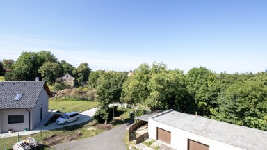 Prodej bytu 4+kk/T, 83 m2 + 8 m2 terasa, Zápy – Praha – východ.
