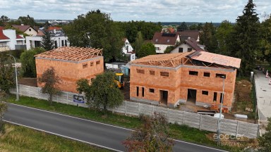 Prodej rezidenčního projektu – 3 nové rodinné domy, Praha–Koloděje.