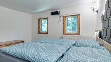 Pronájem chalupy v srdci Krkonoš – Svoboda nad Úpou (380 m²)