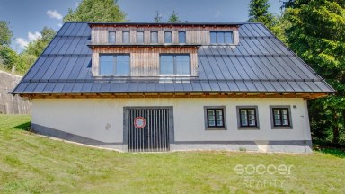 Pronájem chalupy v srdci Krkonoš – Svoboda nad Úpou (380 m²)
