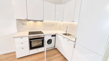 Pronájem bytu 2+kk, 54m2 v Praze 3, ul. Nitranská.